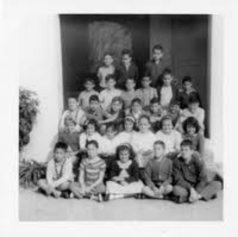 The 1st bilingual public school in the US in Miami was created.