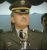 El coronel de la policía Valdemar Franklin Quintero es asesinado en las calles de Medellín cuando viajaba sin protección