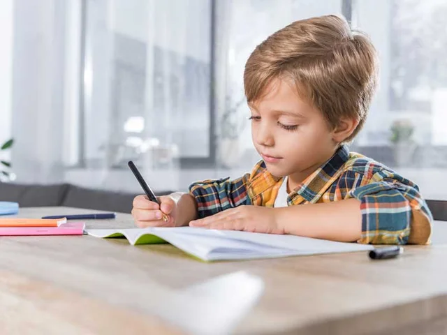 Stiven gana el año y pasa a segundo de primaria