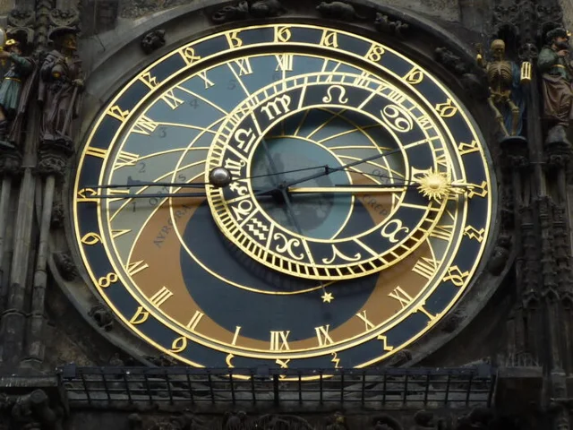single-hand clocks