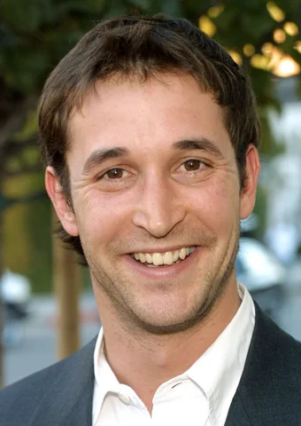 NOAH WYLE