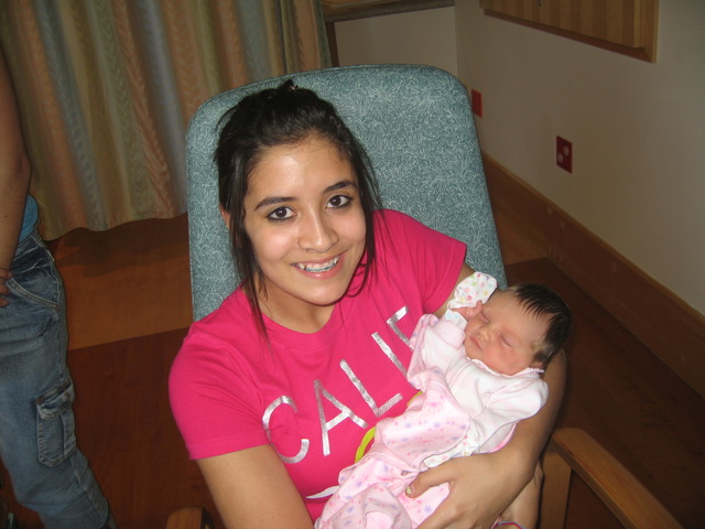 Hace 2 años estoy una tia de Ashlyn.