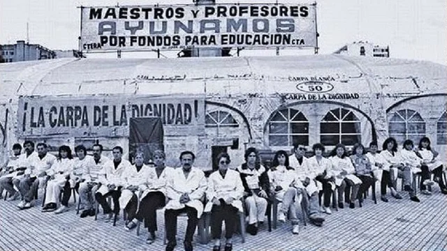 La carpa blanca docente