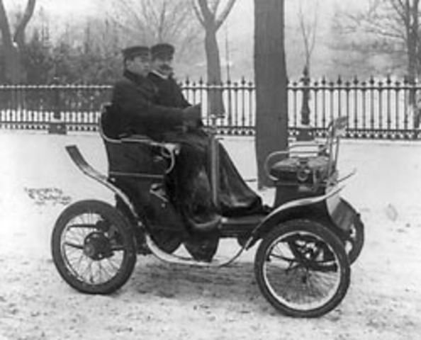 Karl Friedrich Benz invents first electric automobile