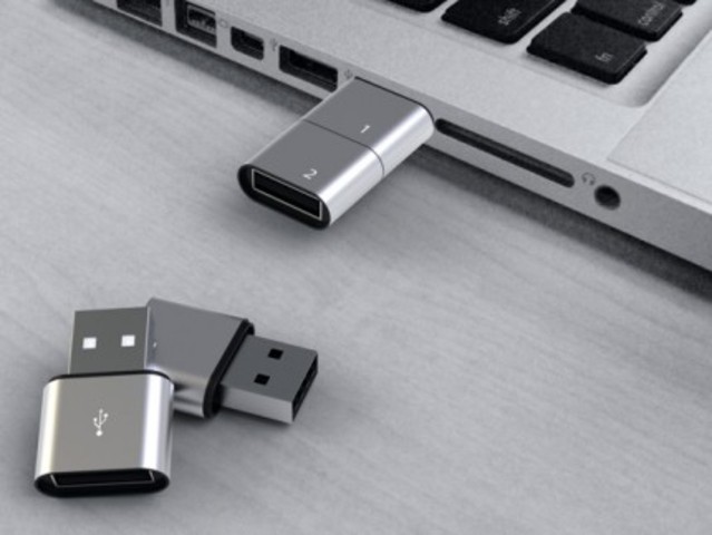 τα πρώτα αποσπώμενα USB Stick!