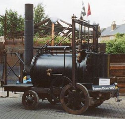 Κατασκευή πρώτης ατμάμαξας.