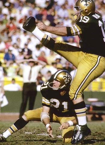 Tom Dempsey kicks longest field goal in NFL history.
