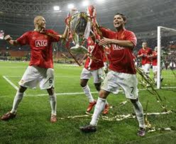 Gana la Premier League