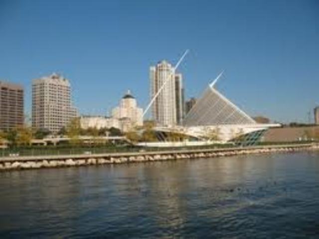 Small number of Milwaukee students (1%) attended private school with public money