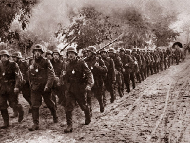 Andra Världkriget i Europa börjar.