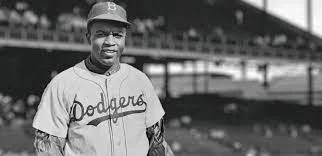 jackie robinson breaking the color barrier