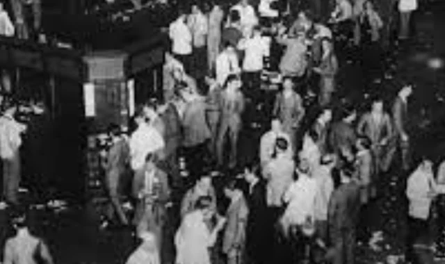 Stock Market Crash Begins Great Depression