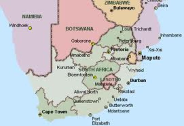 Bartolomeu Dias rounds the southern tip of Africa