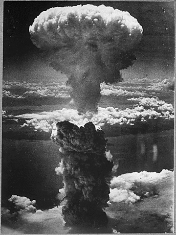 Allies drop bombs on Hiroshima and Nagasaki