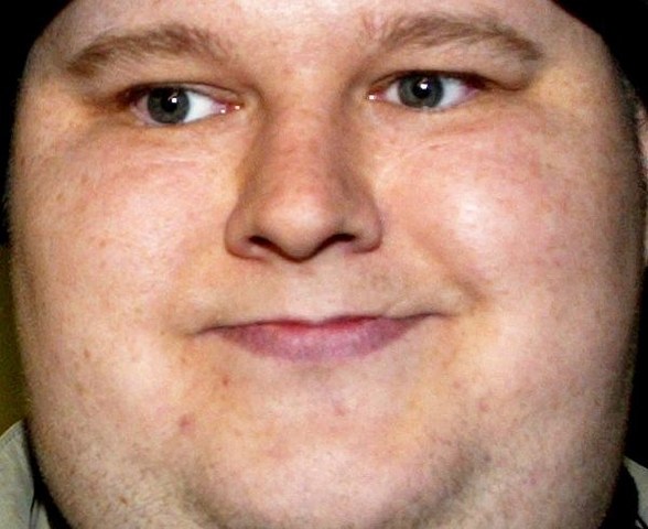 Nacimiento de MEGAUPLOAD