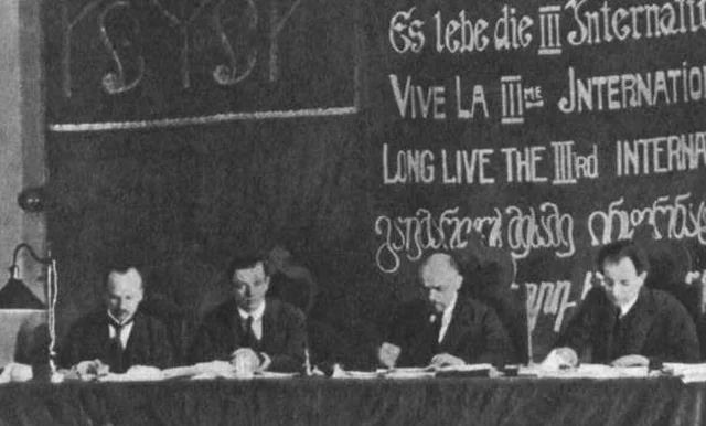 Creación de la III Internacional Comunista (La Komintern)