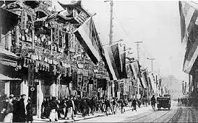 February 12: End of the Chinese Empire. Republic of China established.