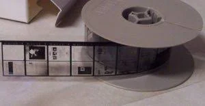 se desarrolló un programa de microfilmación