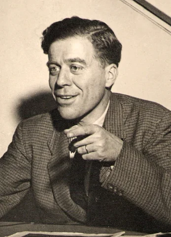 EMMANUEL MOUNIER