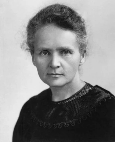 BITARTEAN, EMAKUMEAK MUNDUAN » Marie Curie-k bere lehenengo Nobel saria irabazi zuen.