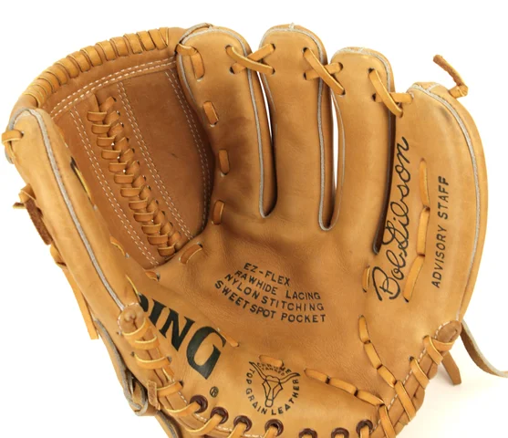 Baseball Gloves in 1970