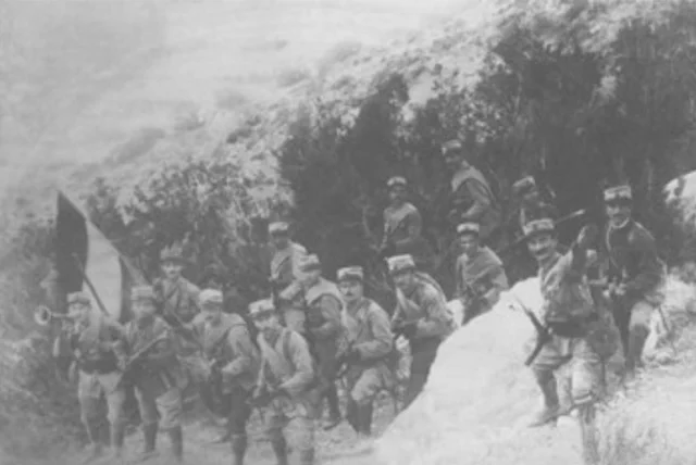 French forces unexpectedly withdraw