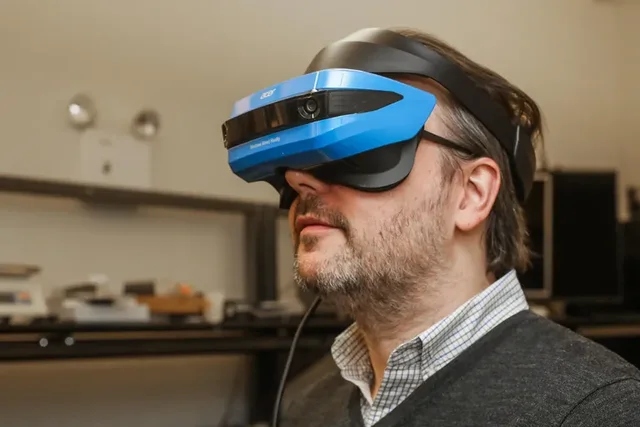 Windows Mixed Reality