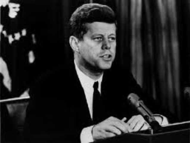 Kennedy addresses the nation about his deicison to quarantine Cuba