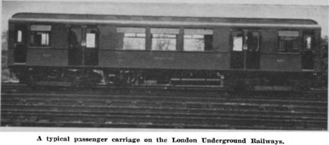 Murdoch builds a working model of a steam carriage