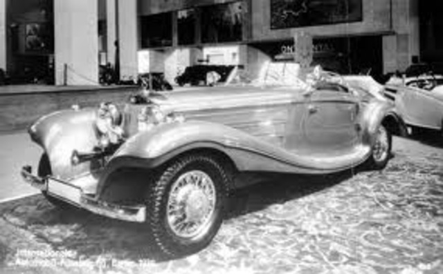 First luxury cars made
