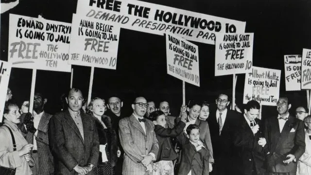 McCarthyismo y la Caza de Brujas.