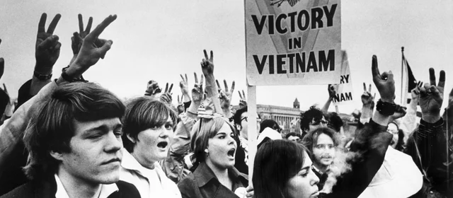 Fin de la Guerra de Vietnam.