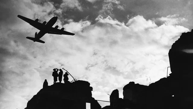 Berlin Blockade/Airlift