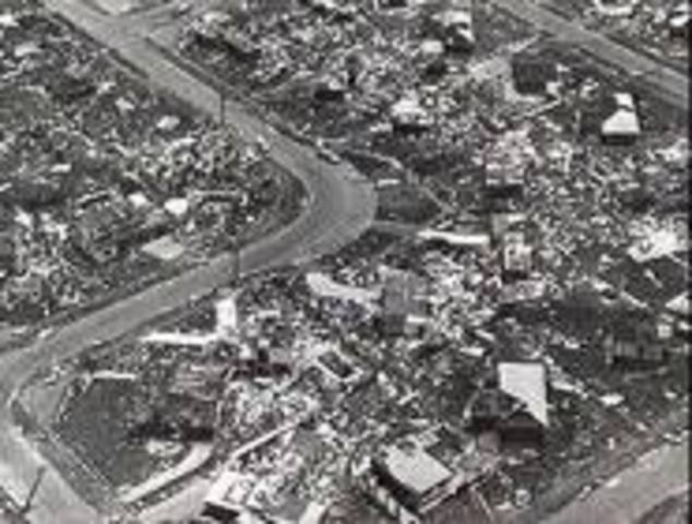 Cyclone Tracy flattens Darwin