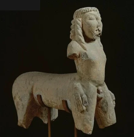 Centauro de Vulci, Necrópolis de Vulci
