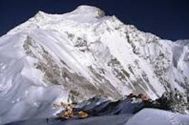 Climbs Cho Oyu