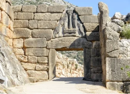 Puerta de los Leones, palacio de Micenas