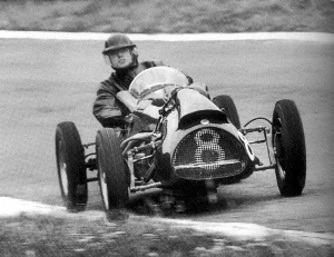 Hawthorn 1st F1 Race
