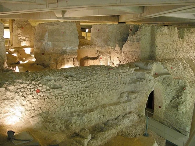 Foro de Cesar Augusta