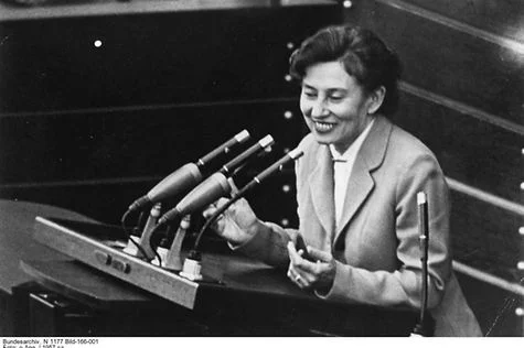 BRD: Erste Gleichberechtigungsgesetz