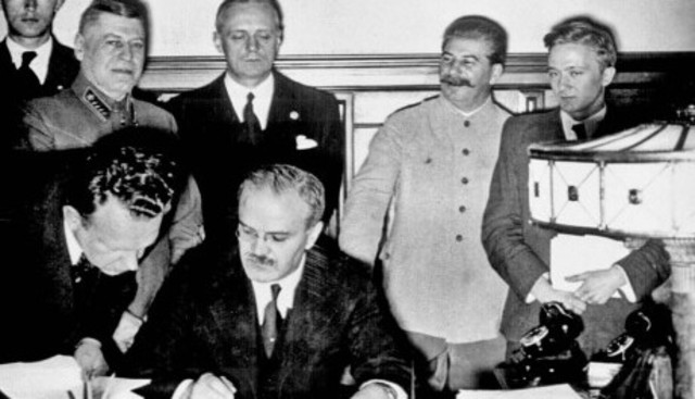 molotov-ribbentroppakten