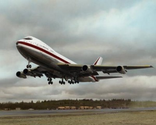 First Flight - Boeing 747