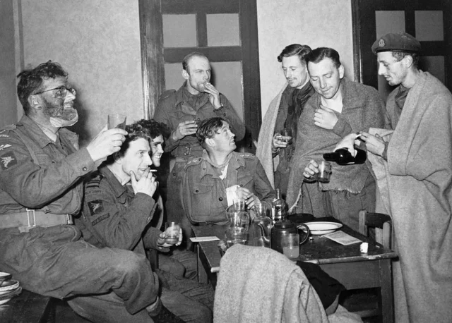 The Airborne forces leave the 'perimeter' at Oosterbeek in the night to the 26th