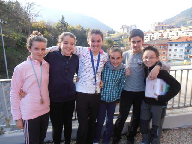 PERTSONAK ETA ERAKUNDEAK