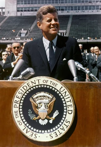 JFK's speech and commitment to getting to the moon