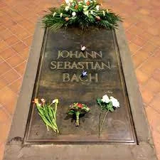 Bach Dies