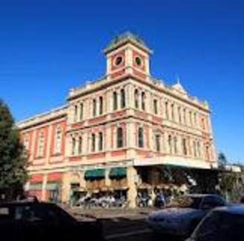 I Open a school for the Arts in Washington DC