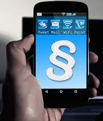 2001: Cell Phones Access the Internet