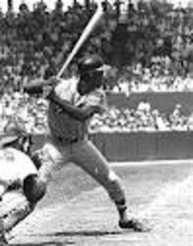 Hanks btting average was 280 runs.