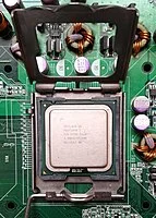 Intel Pentium D Dual Core (2005)